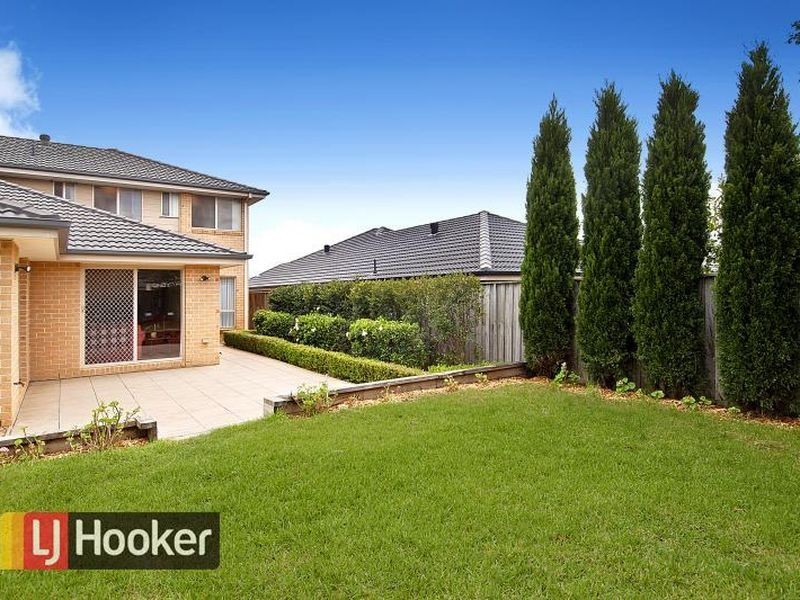 6 Woodward Avenue, Stanhope Gardens NSW 2768