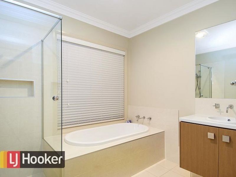 13 The Ponds Boulevard, The Ponds NSW 2769