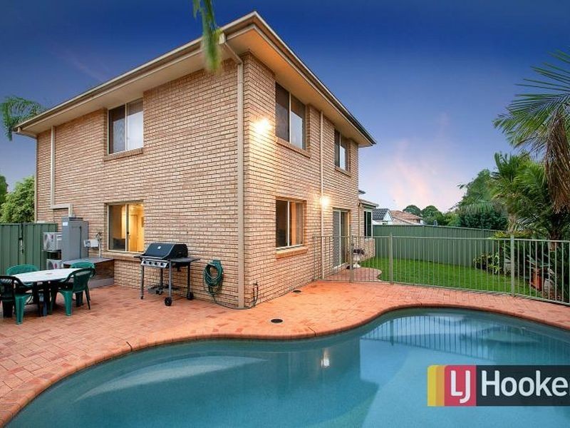 13 Meldon Place, Stanhope Gardens NSW 2768