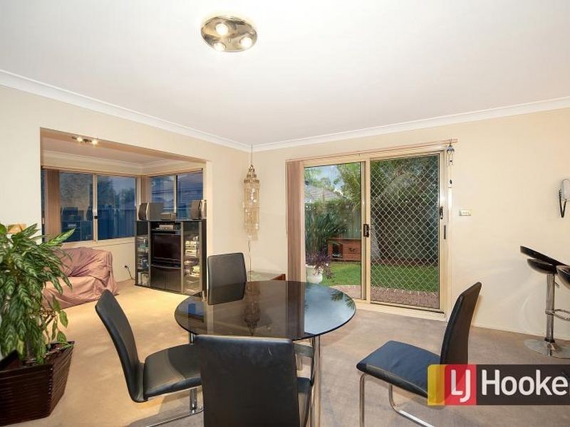 13 Meldon Place, Stanhope Gardens NSW 2768
