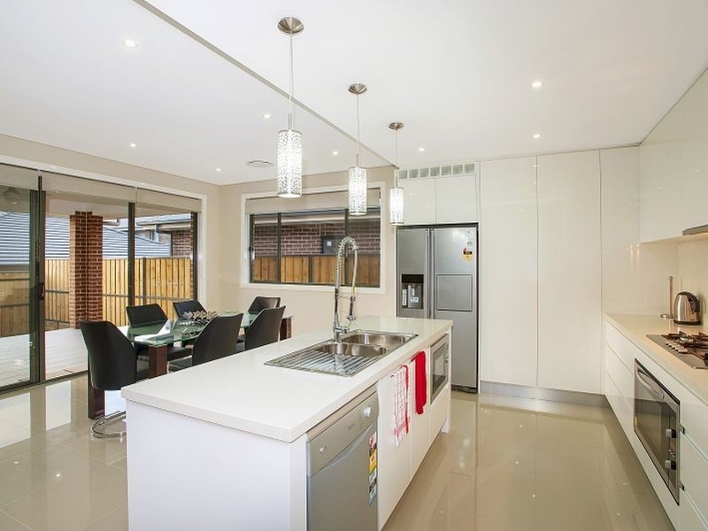 17 Fairfax Street, The Ponds NSW 2769