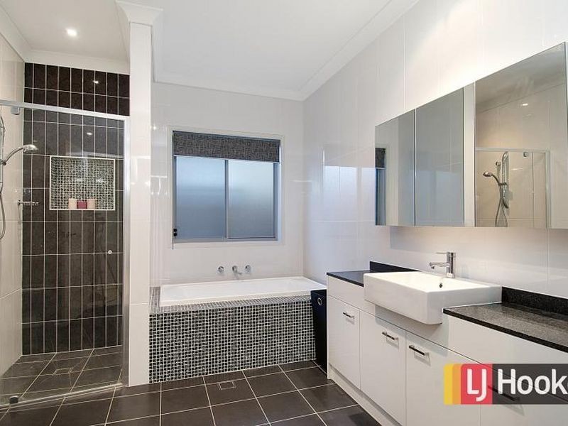 60 Kirkwood Crescent, Colebee NSW 2761