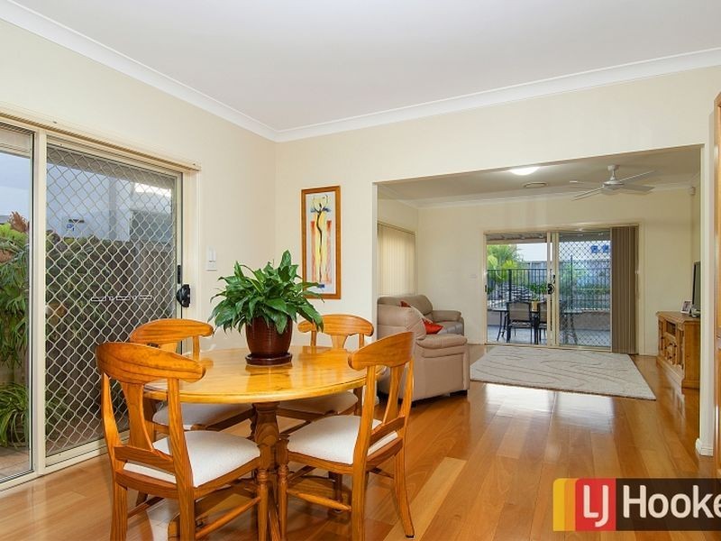 2 Lilyvale Close, Bella Vista NSW 2153