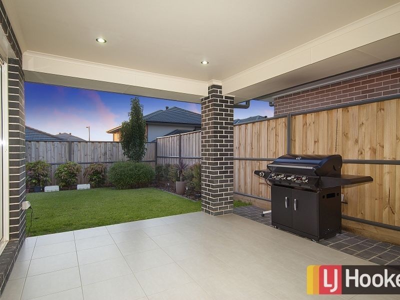 10 Emancipation Street, Doonside NSW 2767