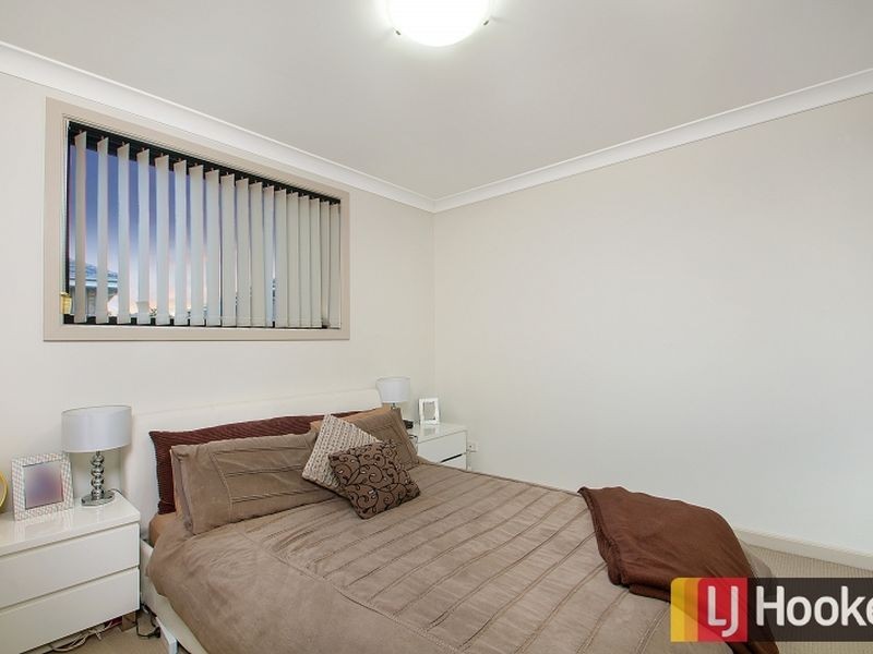 16 Epsam Avenue, Stanhope Gardens NSW 2768