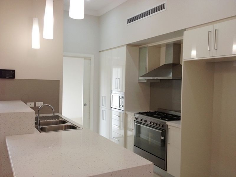 9 Arnold Avenue, Kellyville NSW 2155