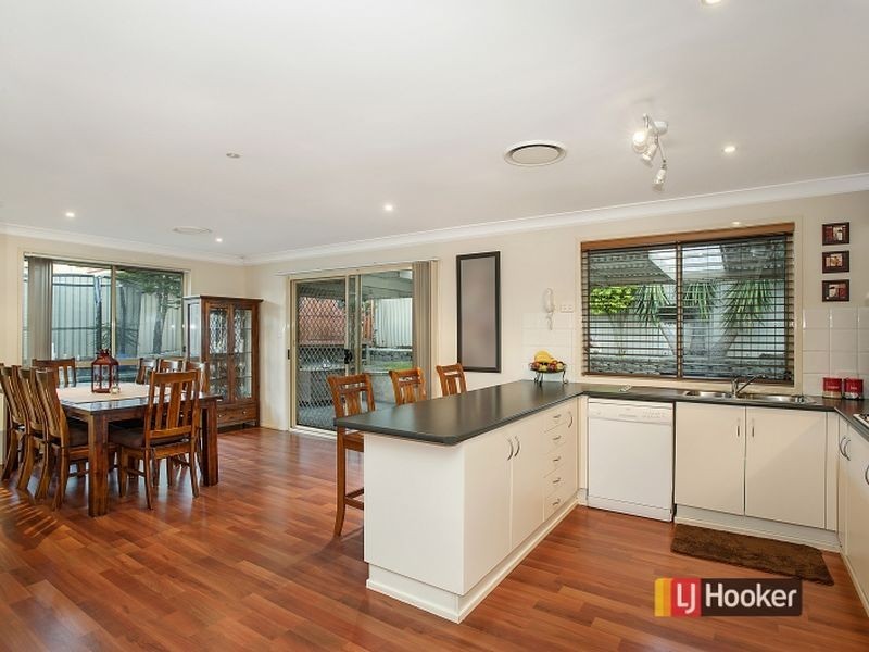 6 Rosewood Street, Parklea NSW 2768