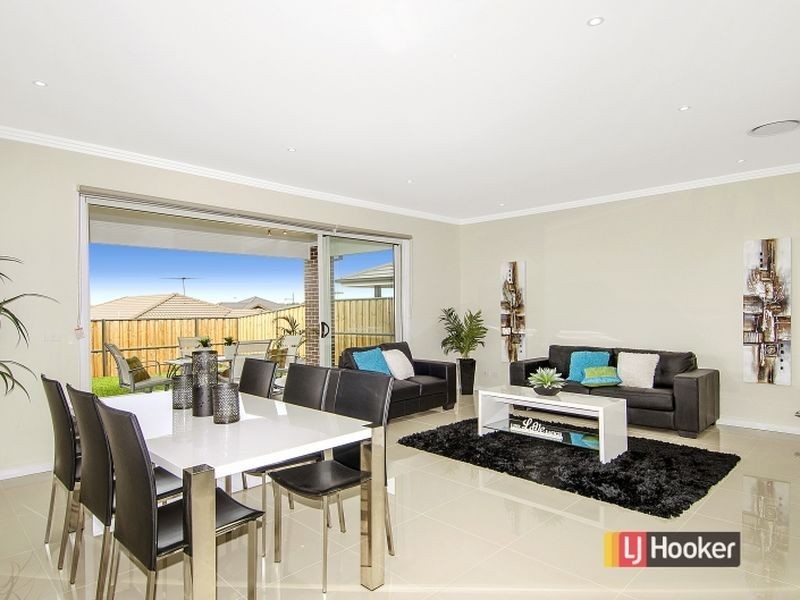 8 Wolgan Street, The Ponds NSW 2769