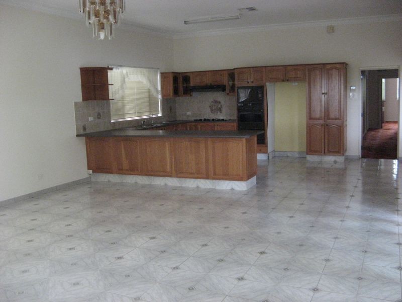 16 Windemere Avenue, Northmead NSW 2152