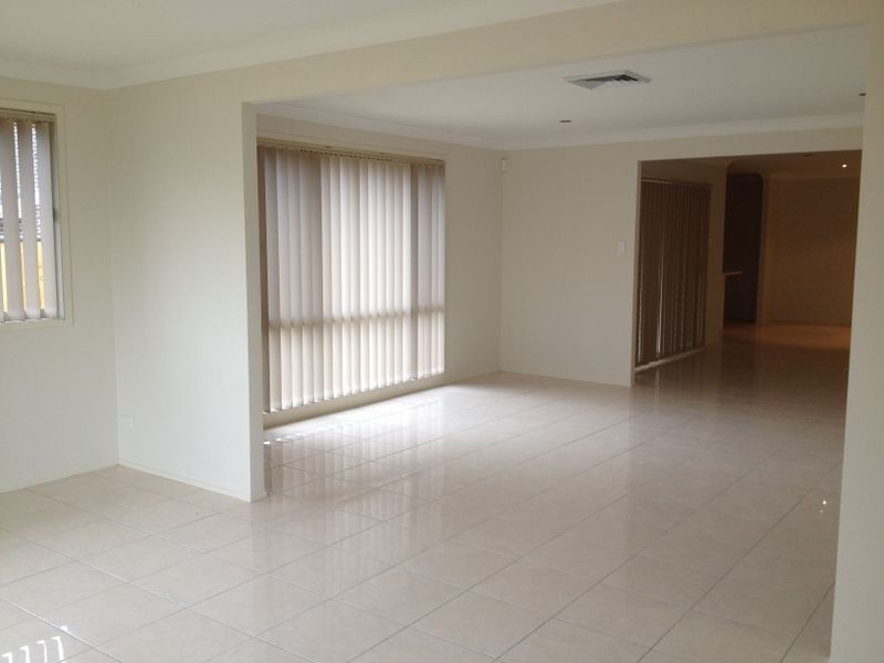 17 Ripple Crescent, The Ponds NSW 2769