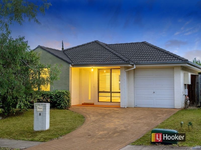 8 Olbury Street, Stanhope Gardens NSW 2768