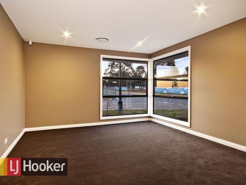 45 Estuary Crescent, The Ponds NSW 2769