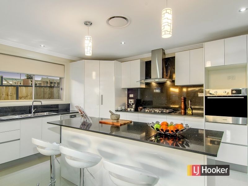 7 Lyrebird Crescent, The Ponds NSW 2769
