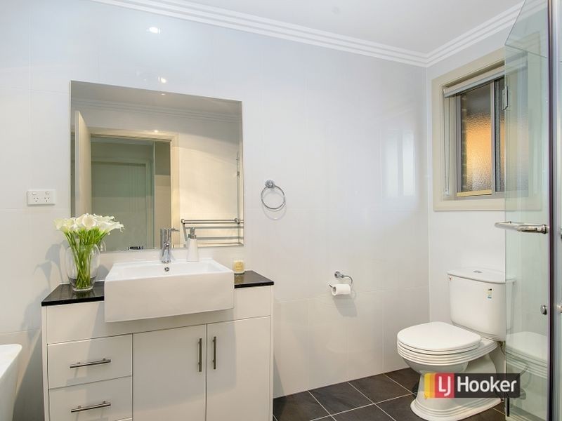 7 Lyrebird Crescent, The Ponds NSW 2769