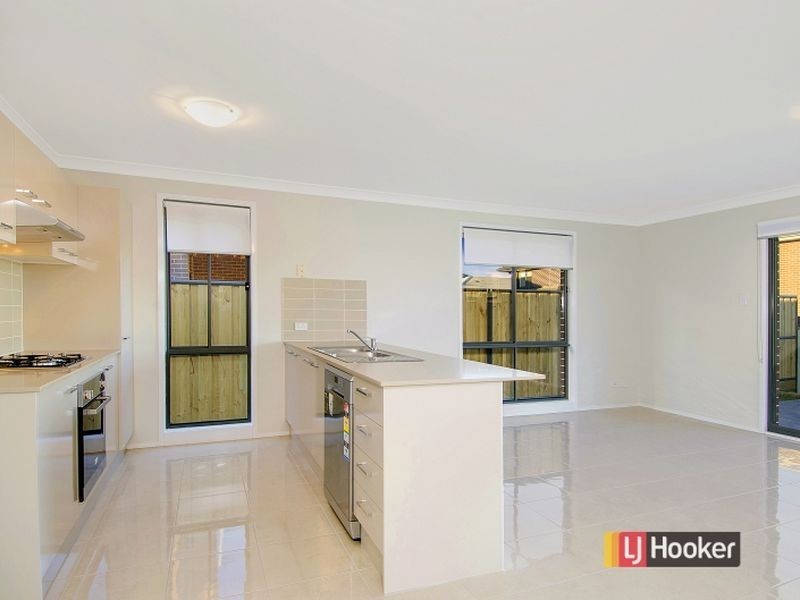 16 Fairfax Street, The Ponds NSW 2769