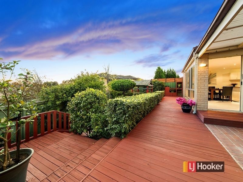 6 Weeroona Place, Rouse Hill NSW 2155