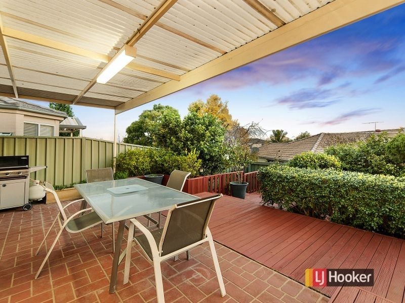 6 Weeroona Place, Rouse Hill NSW 2155