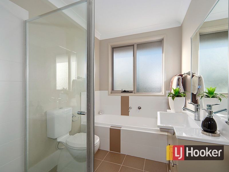 48 Adelong Parade, The Ponds NSW 2769