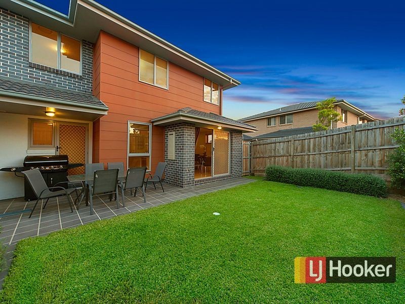 48 Adelong Parade, The Ponds NSW 2769