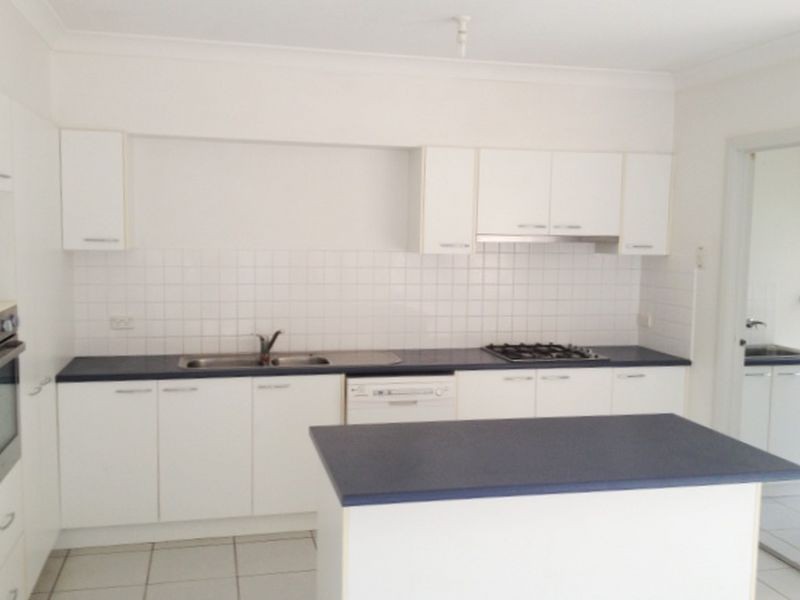 8 Austel Street, Stanhope Gardens NSW 2768