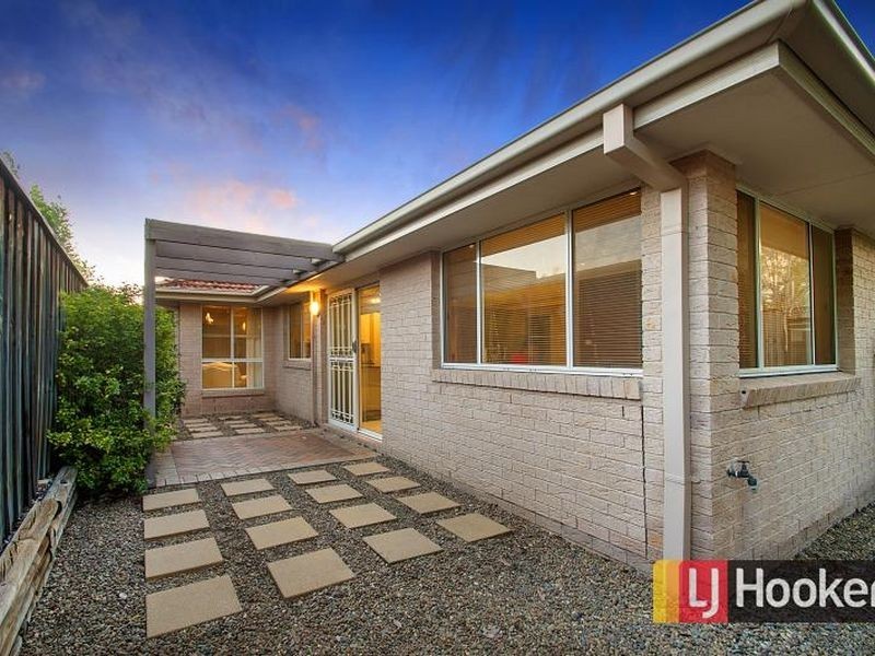 20 Roxburgh Crescent, Stanhope Gardens NSW 2768