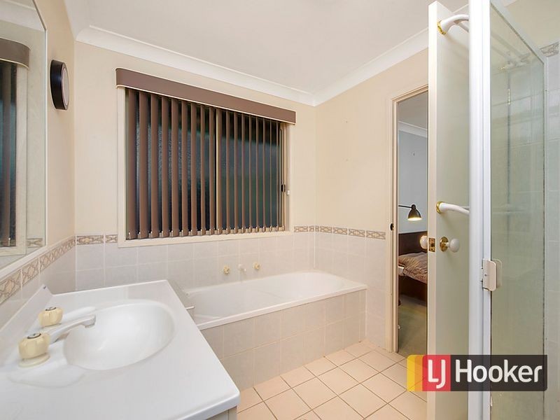 4 Rosewood Street, Parklea NSW 2768