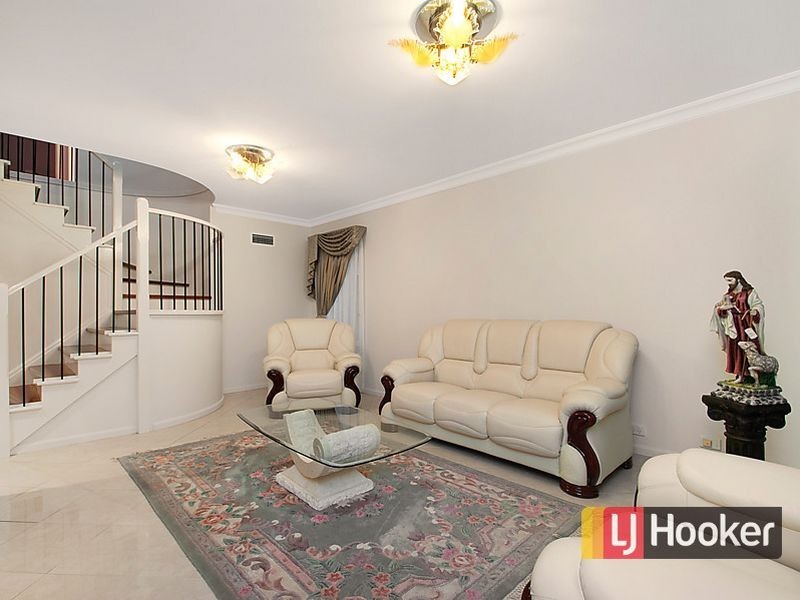 19 Pagoda Crescent, Quakers Hill NSW 2763