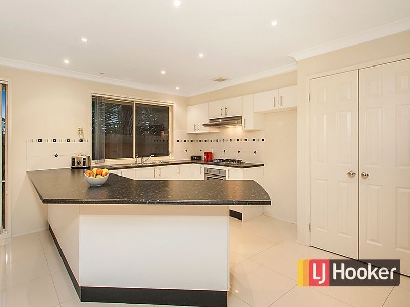 4 Hartfield Street, Stanhope Gardens NSW 2768