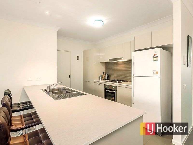 4 Lookout Circuit, Stanhope Gardens NSW 2768