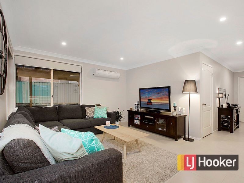 3 Meldon Place, Stanhope Gardens NSW 2768