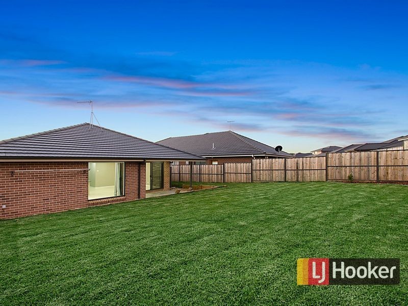 32 Lapstone Street, The Ponds NSW 2769