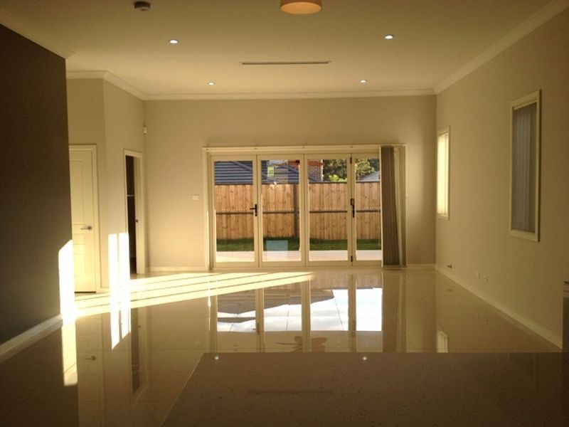 6 Arnold Avenue, Kellyville NSW 2155