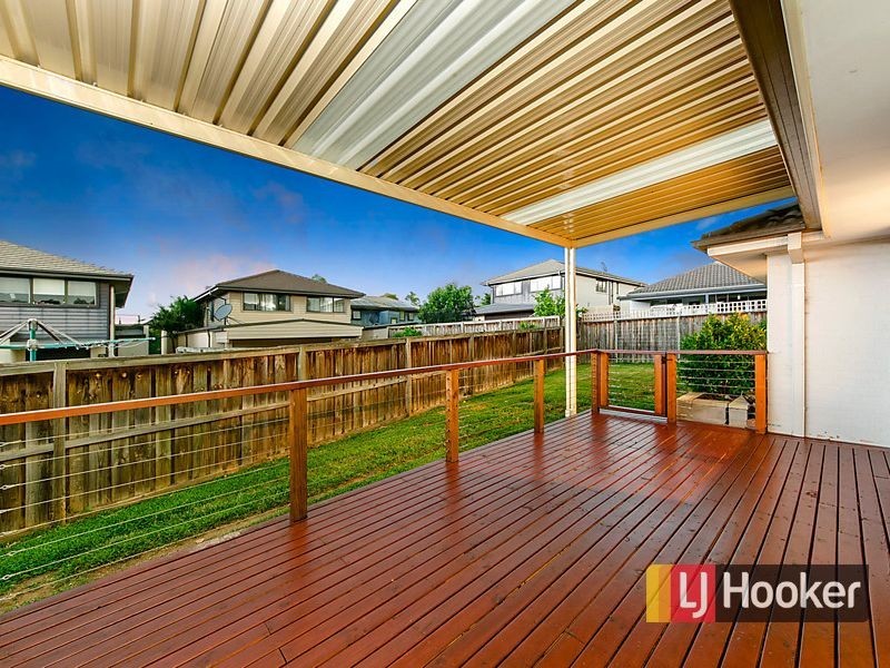 8 Epsam Avenue, Stanhope Gardens NSW 2768