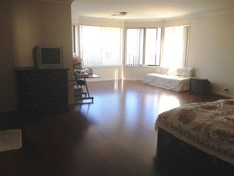 55 Silvereye Circuit, Woodcroft NSW 2767