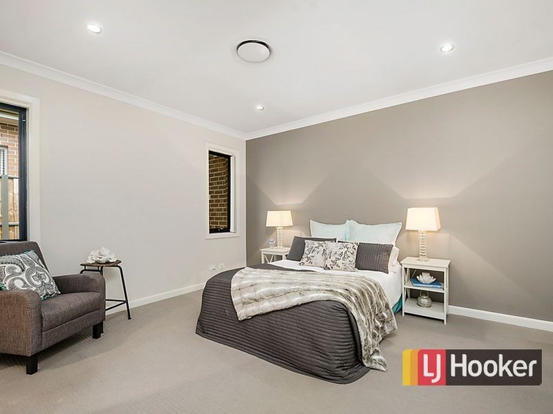 8 Arnold Avenue, Kellyville NSW 2155