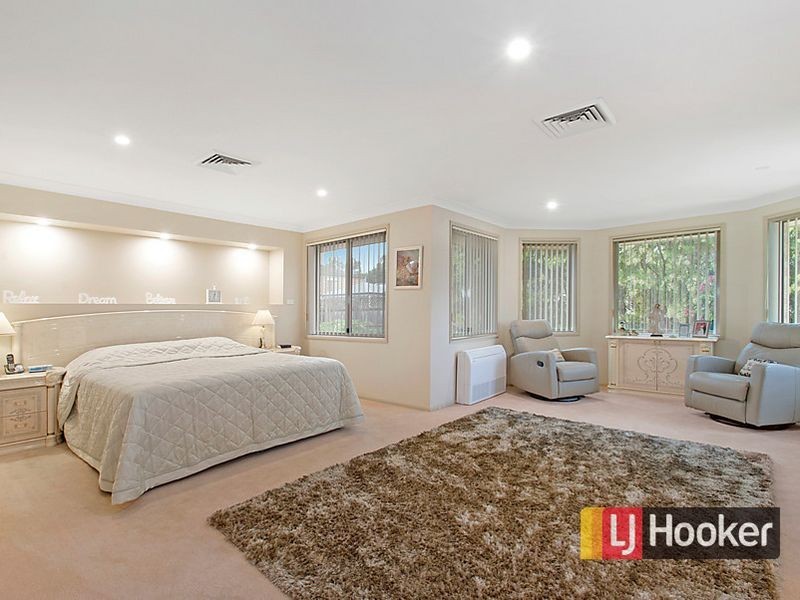 16 Paramount Crescent, Kellyville NSW 2155
