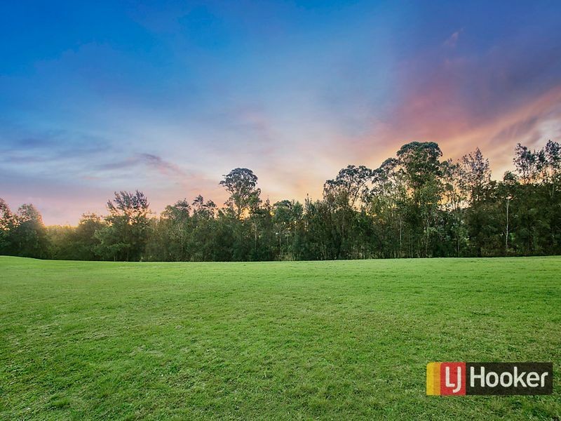 16 Paramount Crescent, Kellyville NSW 2155