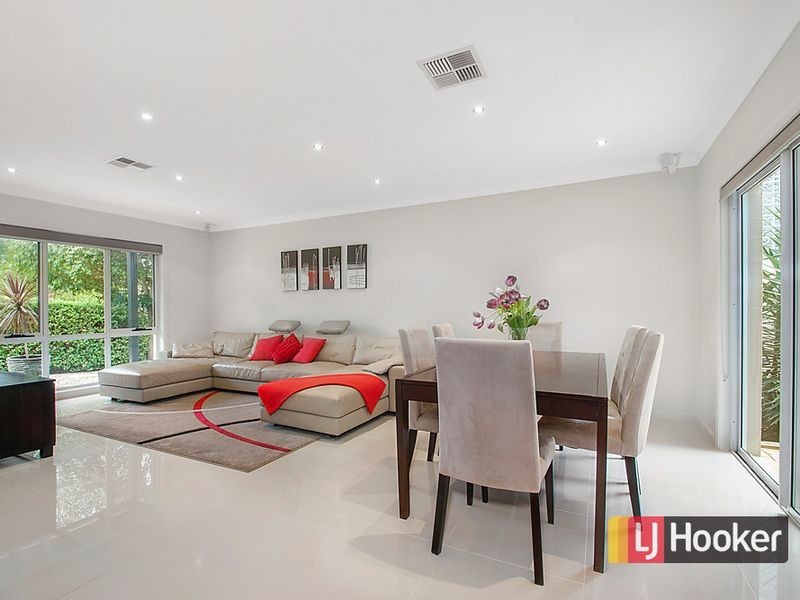 37 Rochdale Circuit, Stanhope Gardens NSW 2768