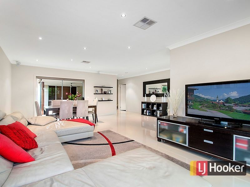 37 Rochdale Circuit, Stanhope Gardens NSW 2768