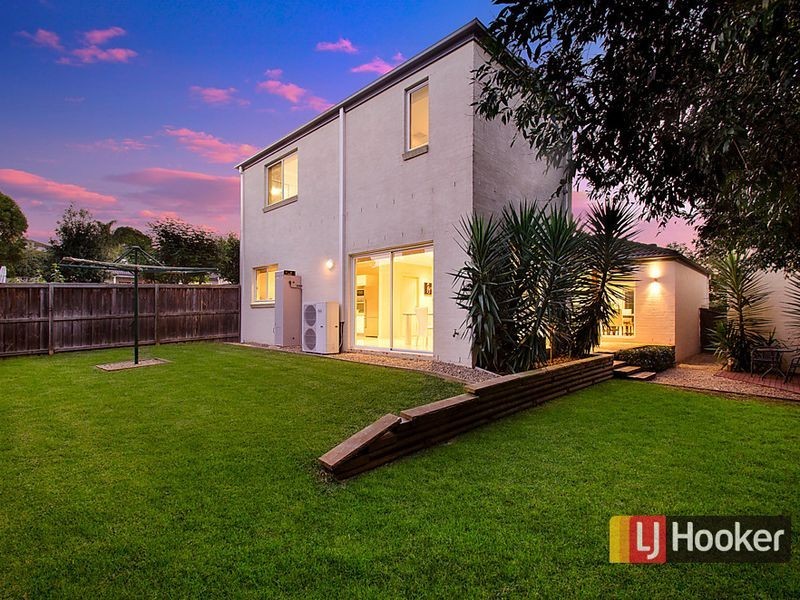 37 Rochdale Circuit, Stanhope Gardens NSW 2768