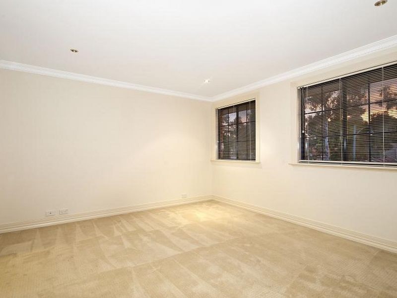 30 Forest Crescent, Beaumont Hills NSW 2155