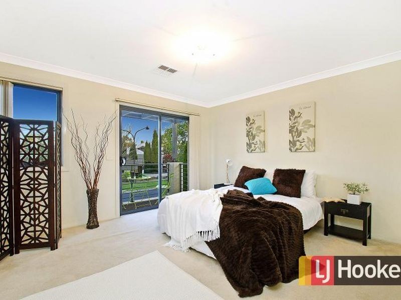15 Rochdale Circuit, Stanhope Gardens NSW 2768