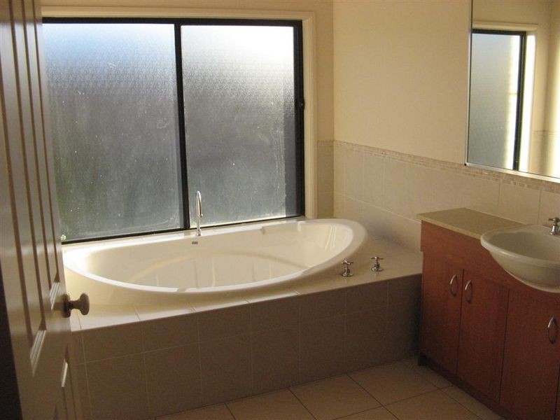70 Coachman Crescent, Kellyville Ridge NSW 2155