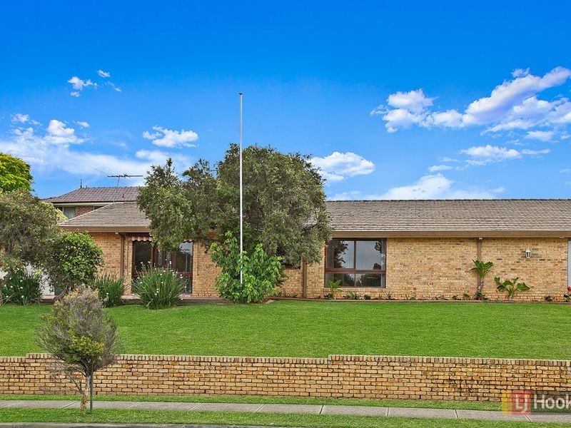 1 Olwen Place, Quakers Hill NSW 2763