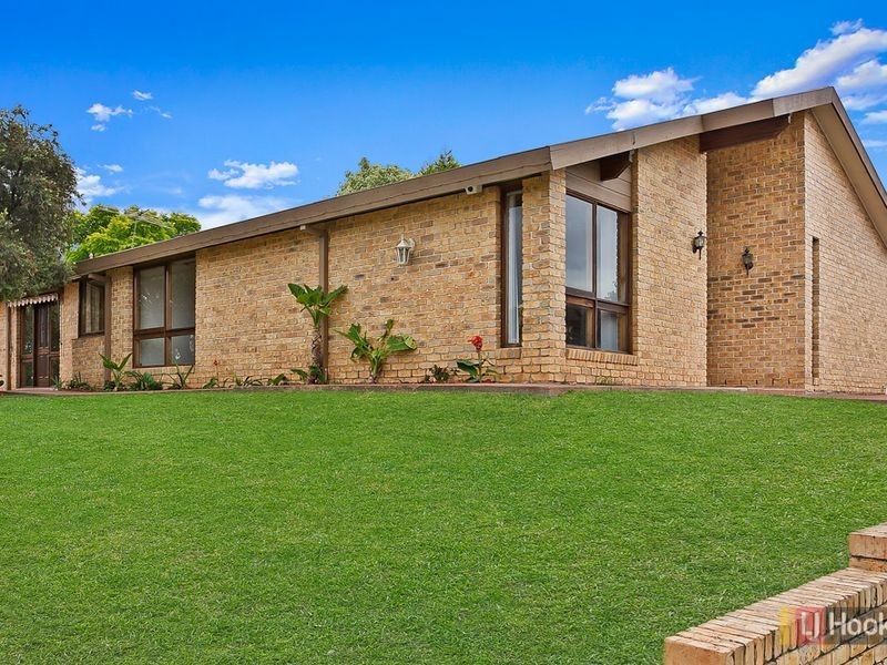 1 Olwen Place, Quakers Hill NSW 2763