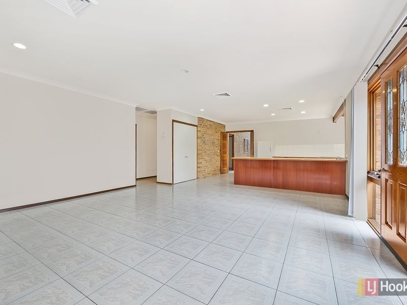 1 Olwen Place, Quakers Hill NSW 2763