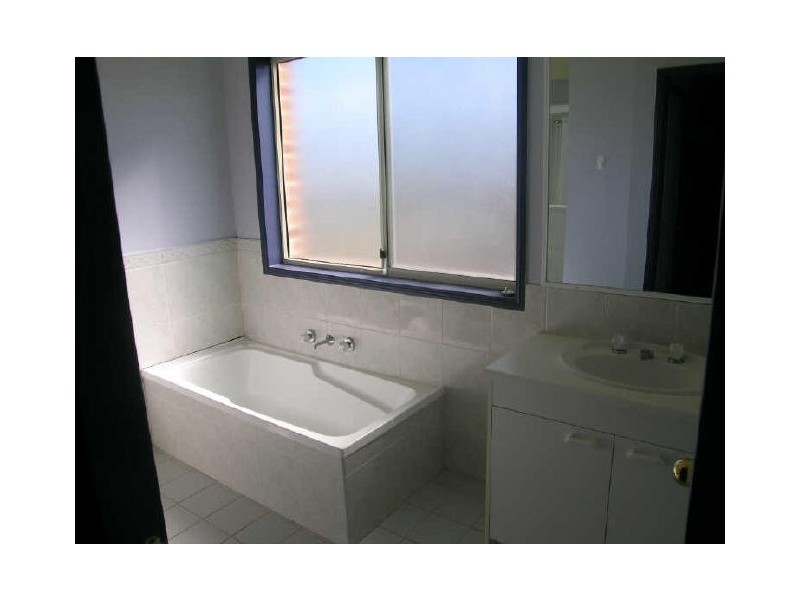 8 Bangalow Place, Stanhope Gardens NSW 2768