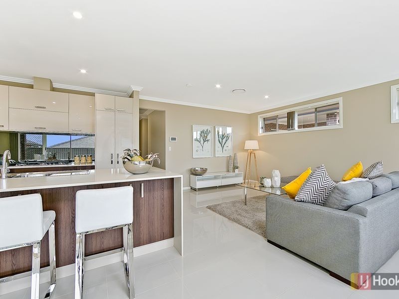 8 Schoffel Street, Riverstone NSW 2765