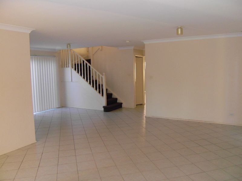 12 Blythe Avenue, Glenwood NSW 2768