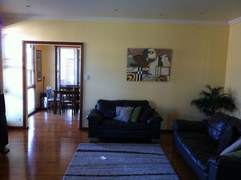 44 Zammit Avenue, Quakers Hill NSW 2763